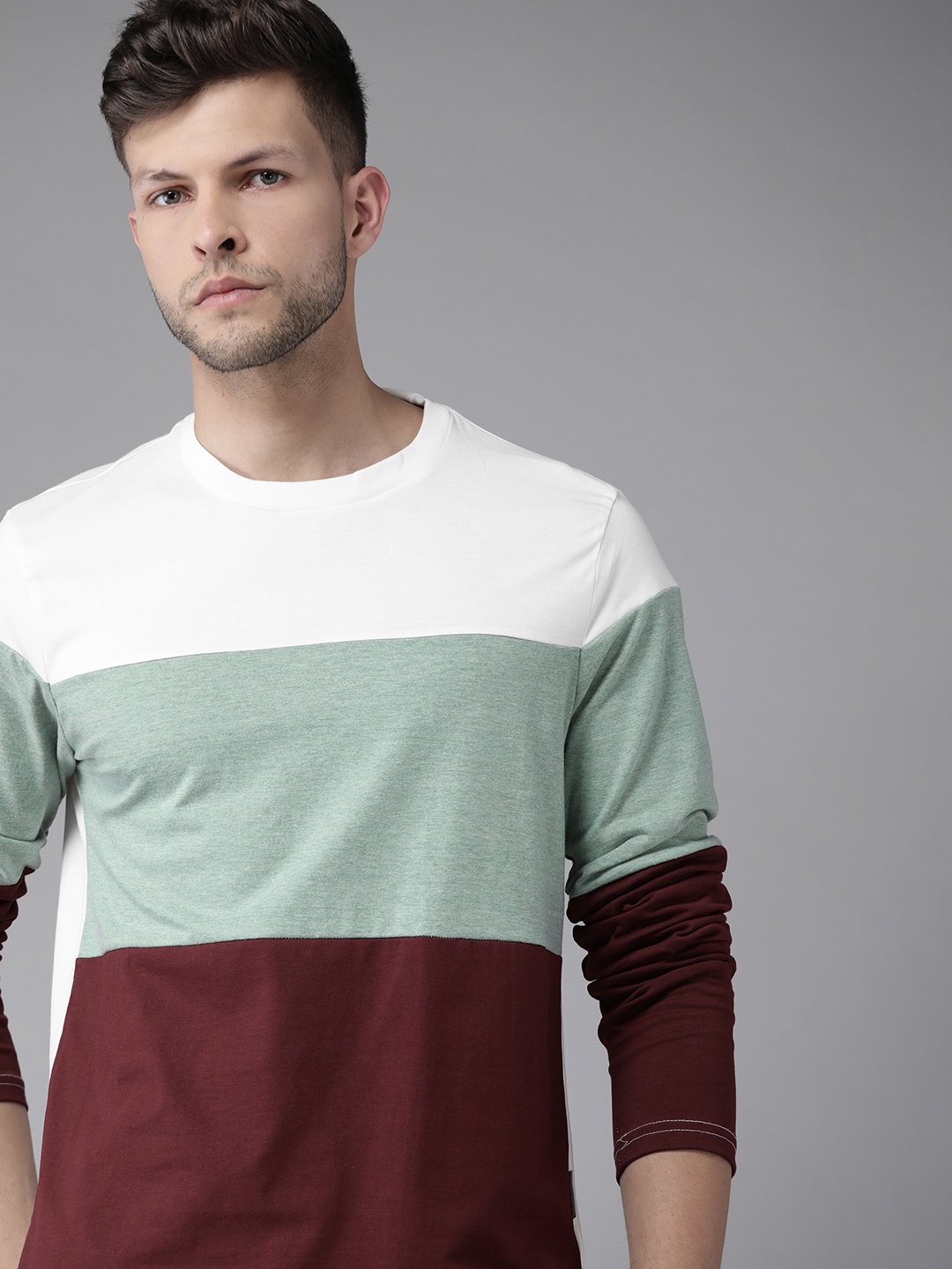 

Roadster Men White & Maroon Pure Cotton Colourblocked T-shirt