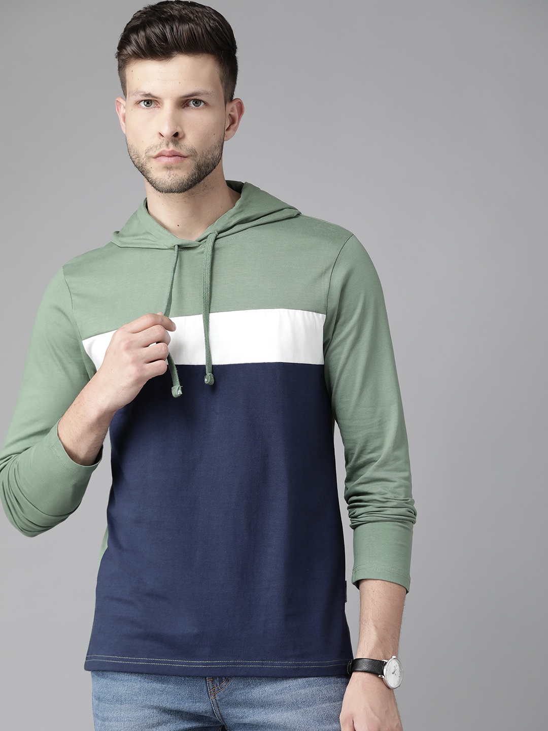 

Roadster Men Green & Navy Blue Colourblocked Pure Cotton T-shirt