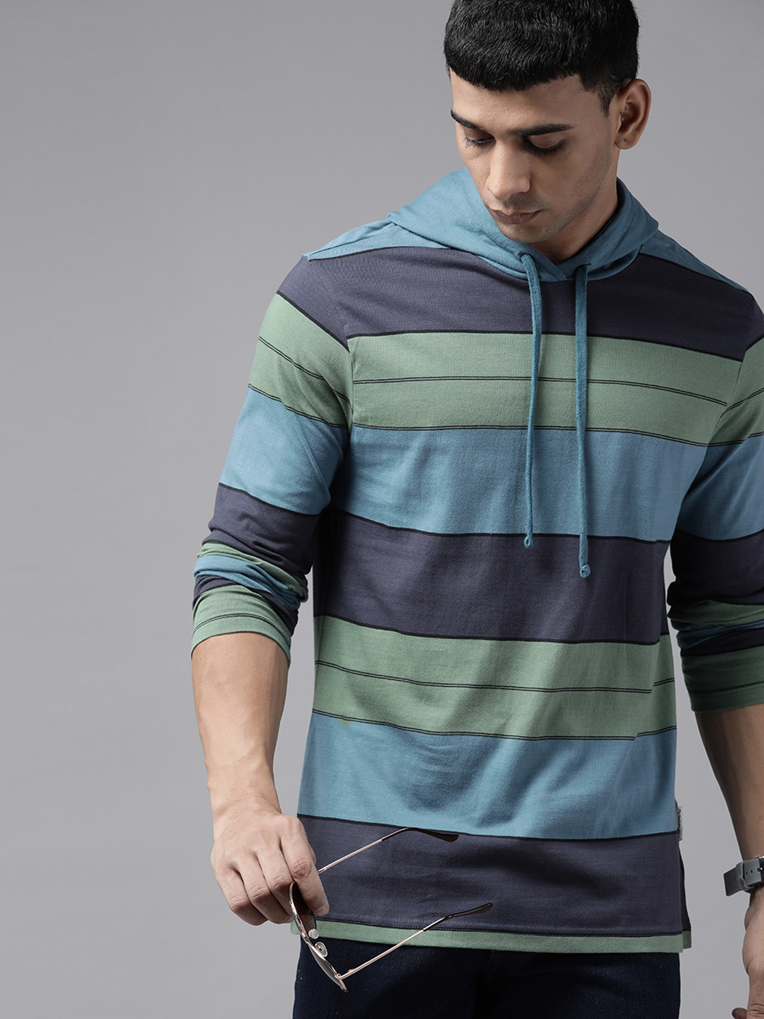

Roadster Men Blue & Green Printed Pure Cotton T-shirt