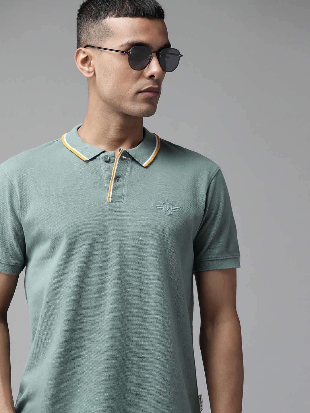 

Roadster Men Green Polo Collar Pure Cotton T-shirt