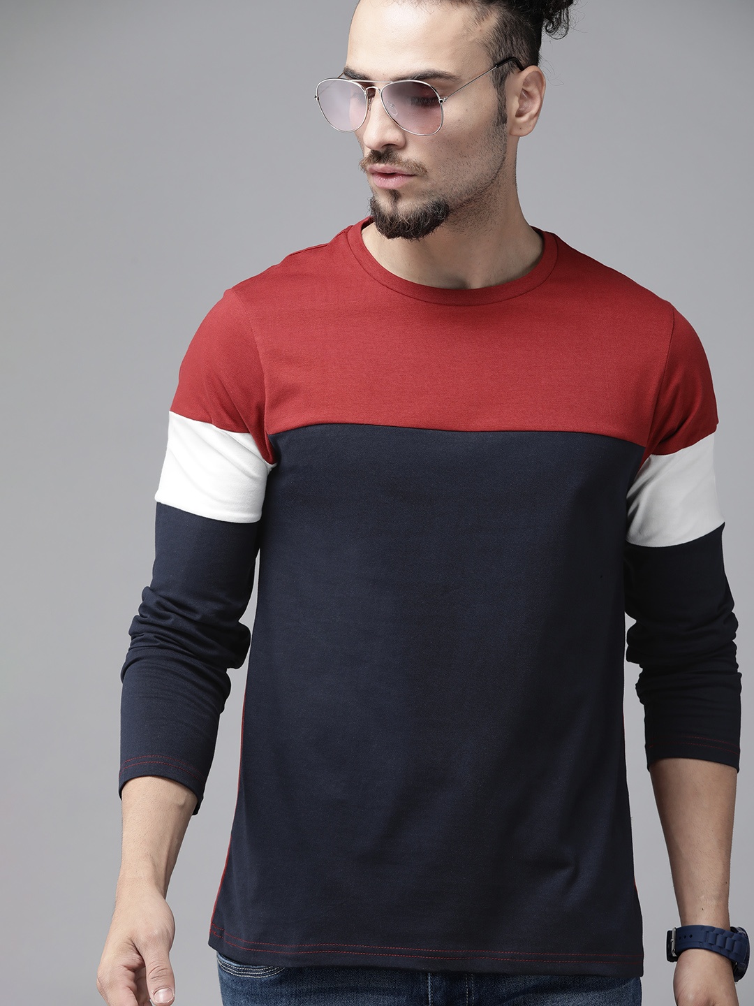 

Roadster Men Maroon & Navy Blue Colourblocked Pure Cotton T-shirt