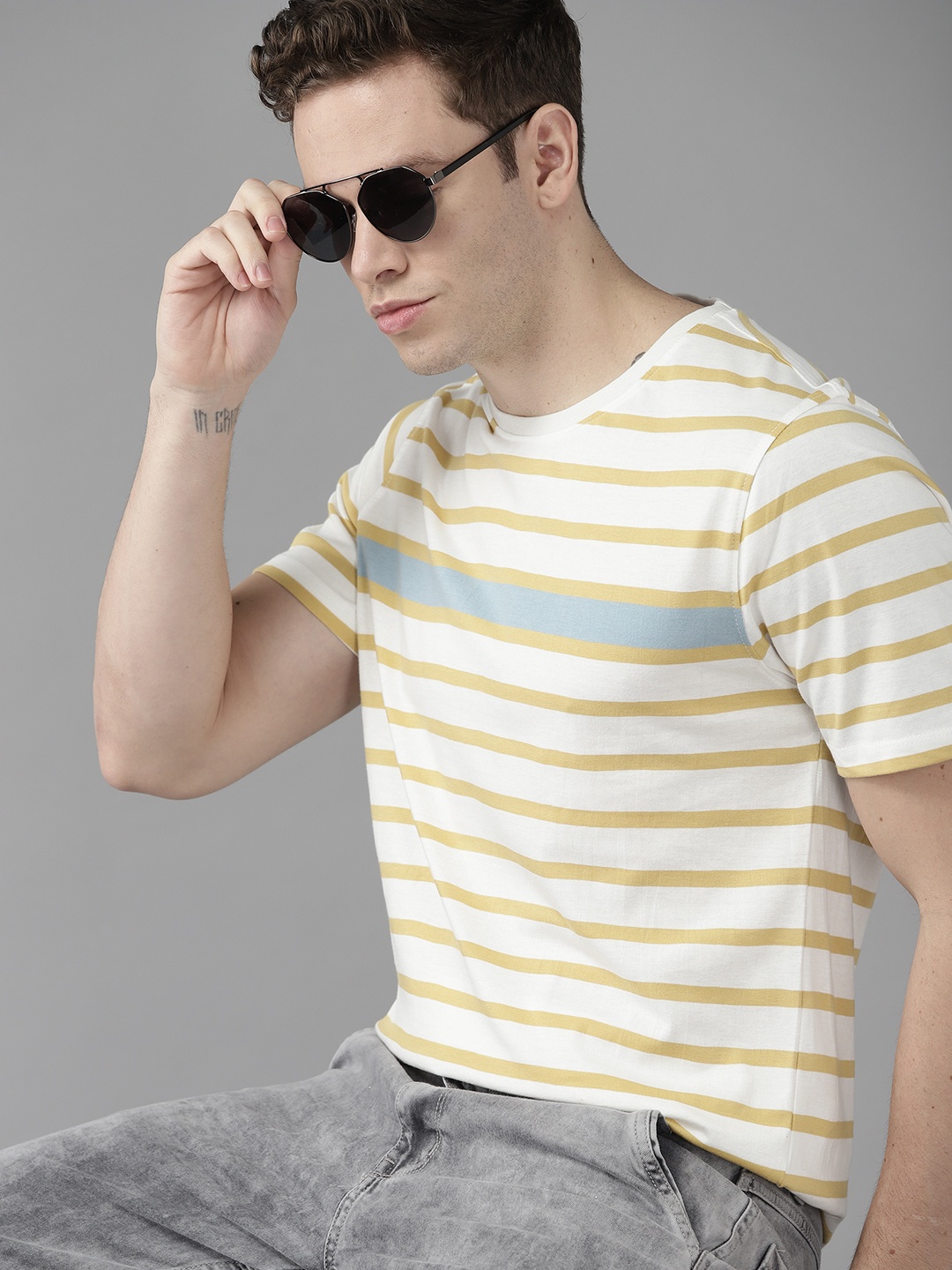 

Roadster Men Mustard Yellow & White Striped Pure Cotton T-shirt