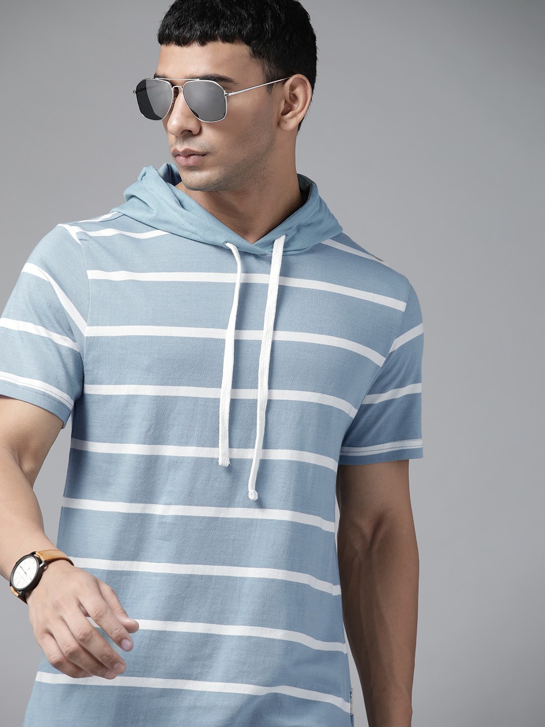 

Roadster Men Blue & White Striped Hooded Pure Cotton T-shirt