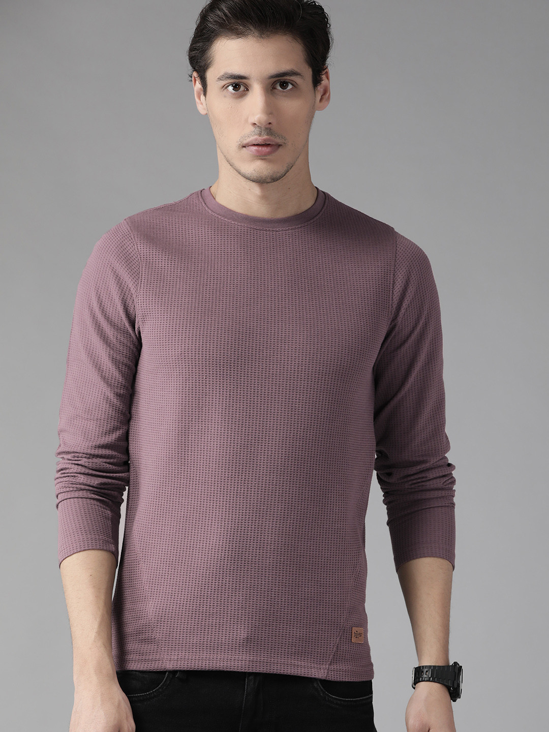 

The Roadster Lifestyle Co Men Purple Waffle Texture T-shirt