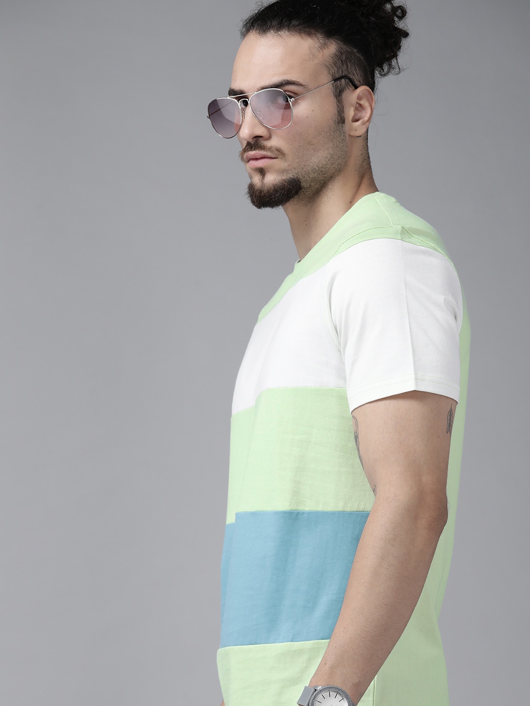 

Roadster Men Green & White Colourblocked Pure Cotton T-shirt