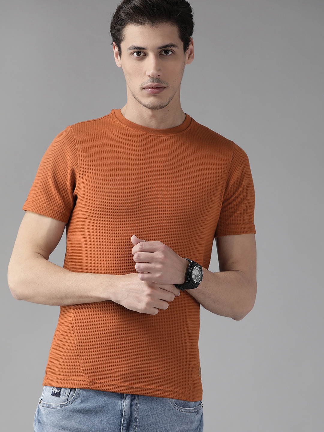 

The Roadster Lifestyle Co Men Rust Orange Waffle Texture T-shirt