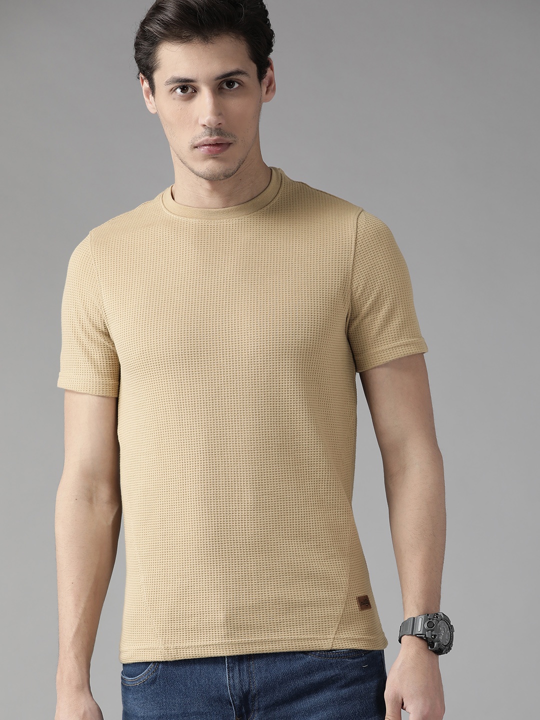 

The Roadster Lifestyle Co Men Beige Waffle Texture T-shirt