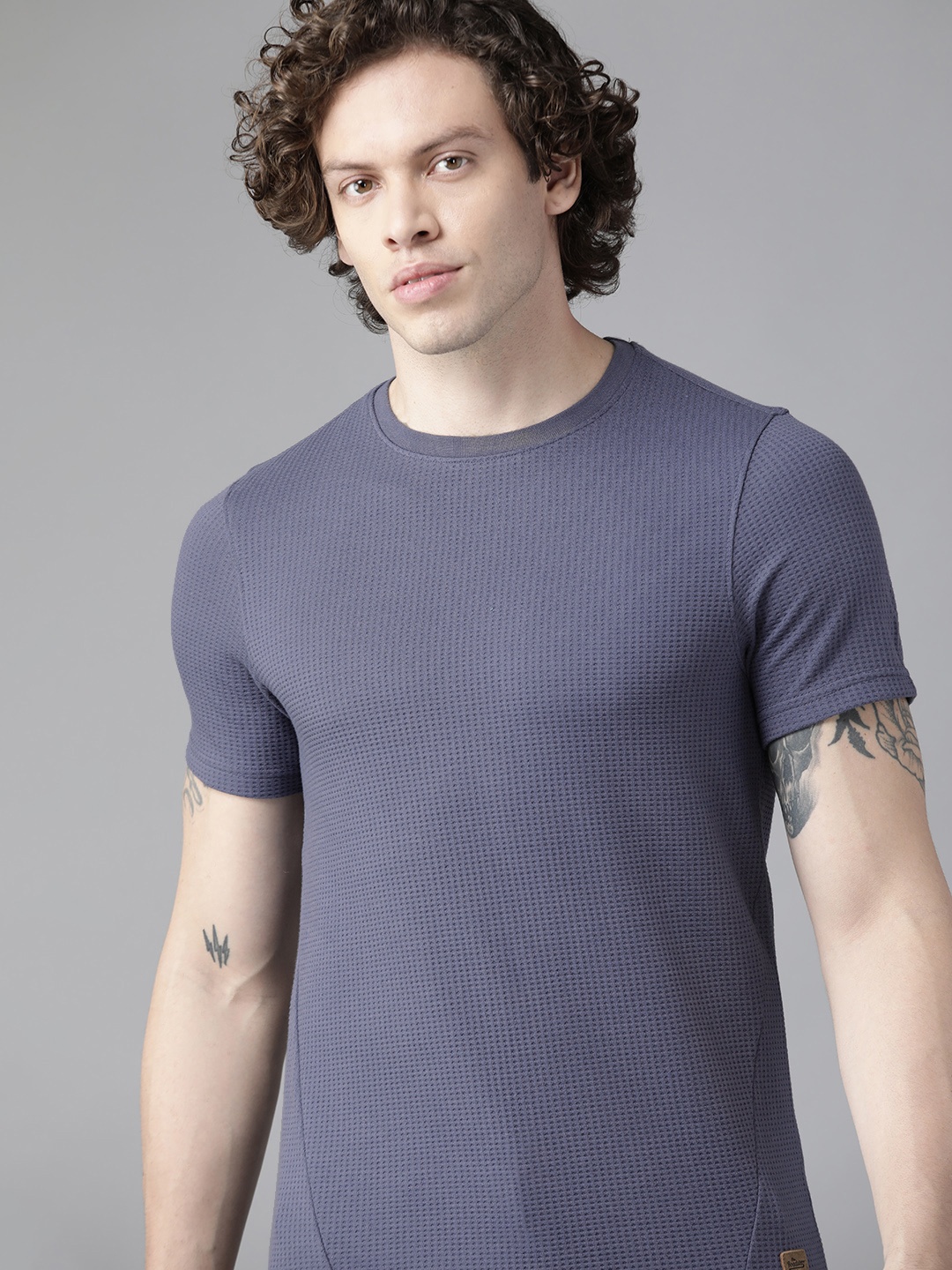 

Roadster Men Blue Waffle Texture T-shirt