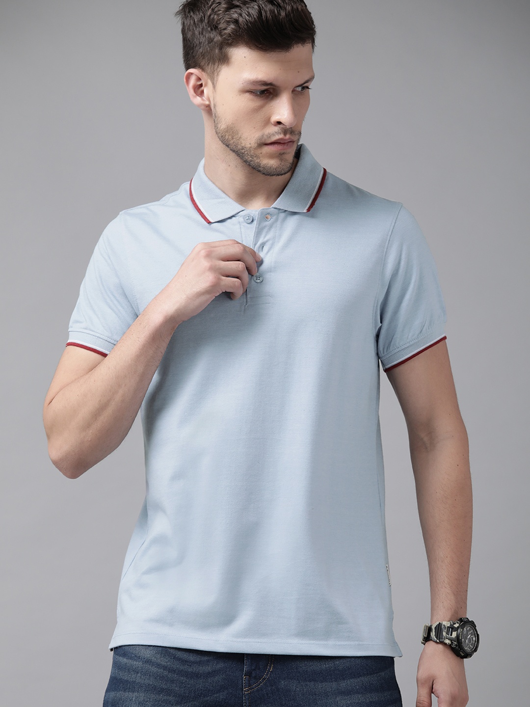 

Roadster Men Blue Solid Polo Collar T-shirt