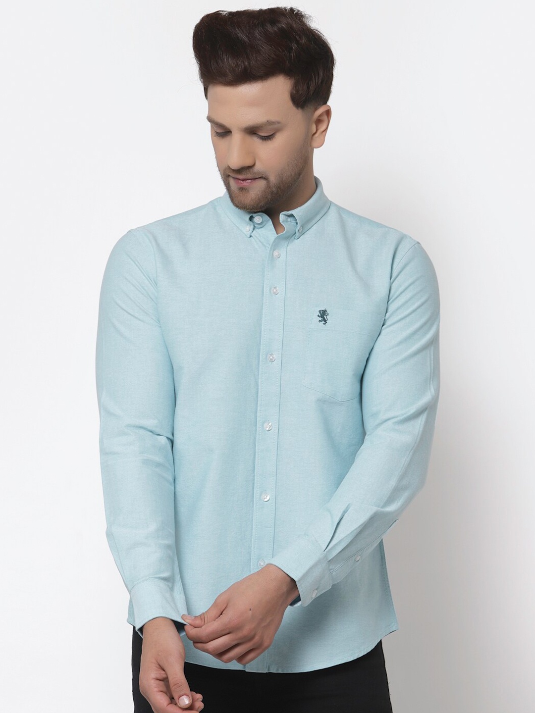 

Red Tape Men Green Solid Pure Cotton Casual Shirt