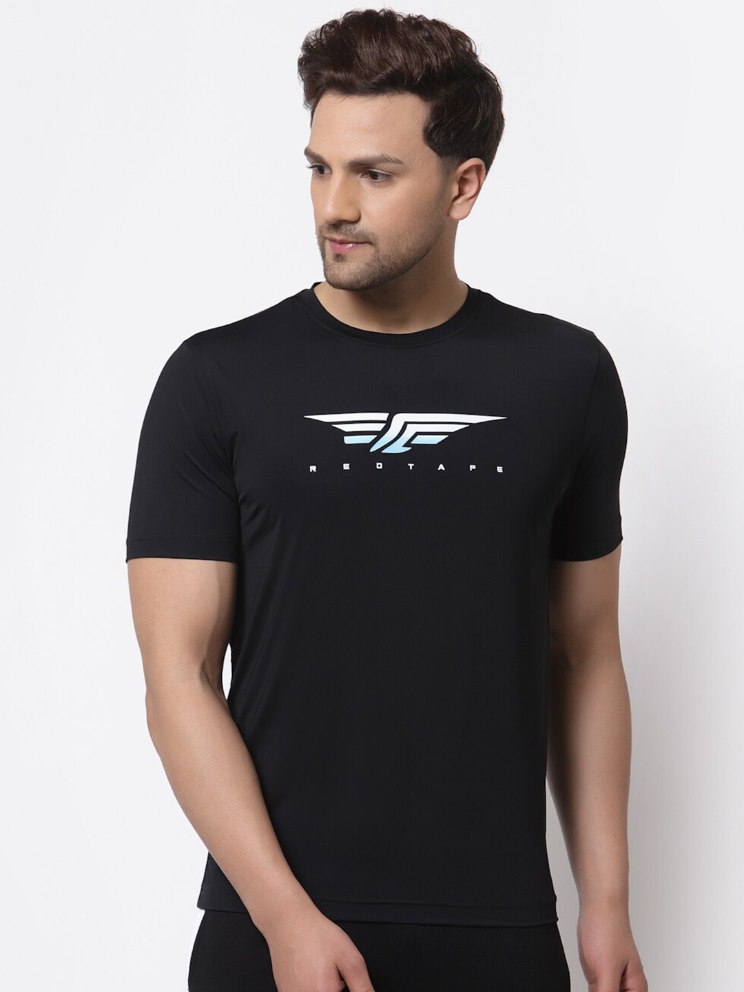 

Red Tape Men Black & White Typography Printed Training or Gym T-shirt