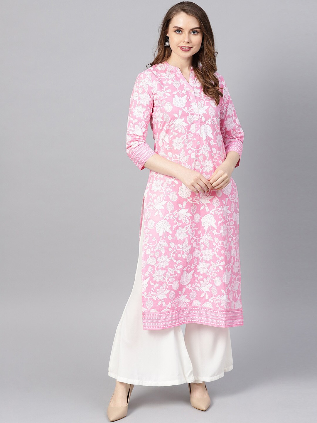 

Varanga Women Pink & White Floral Printed Kurta