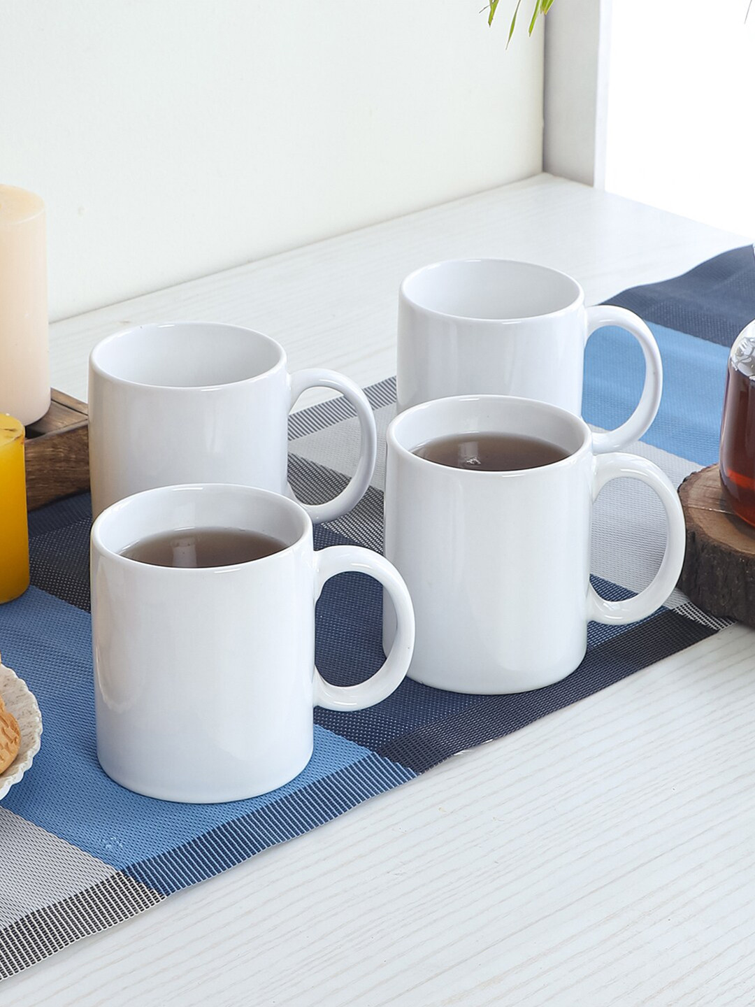 

CDI Set of 4 White Solid Ceramic Glossy Cups and Mugs with Tray