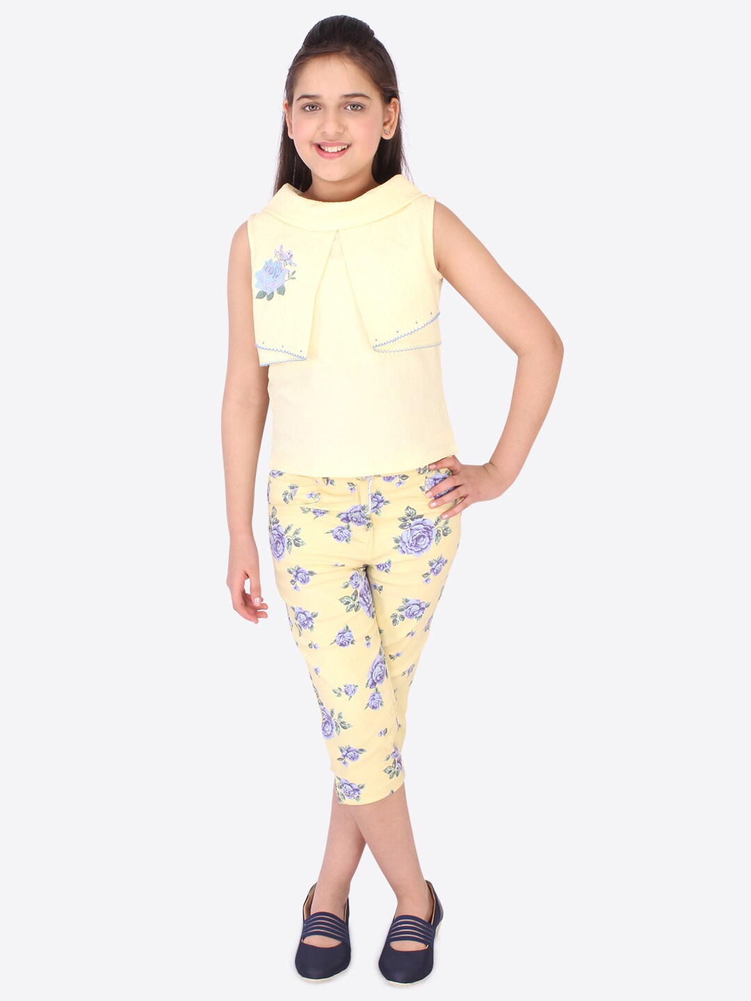 

CUTECUMBER Girls Yellow & Blue Printed Sleeveless Co-Ords Set