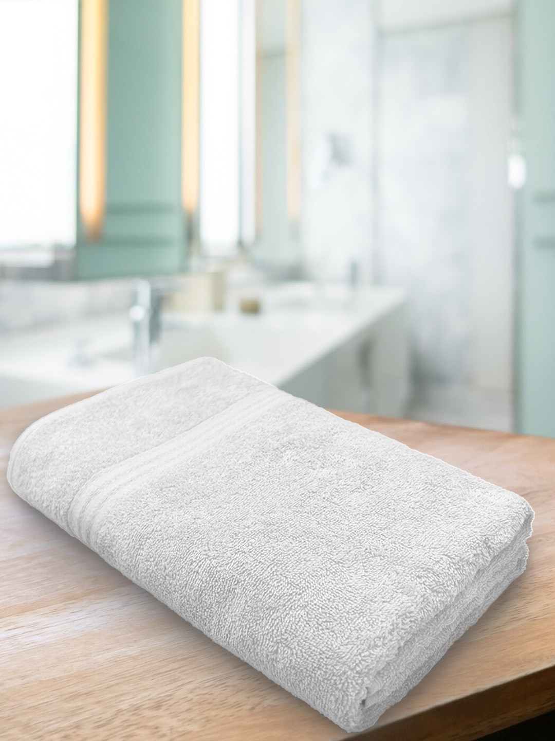 

Aura White Solid Organic Cotton 500 GSM Bath Towel