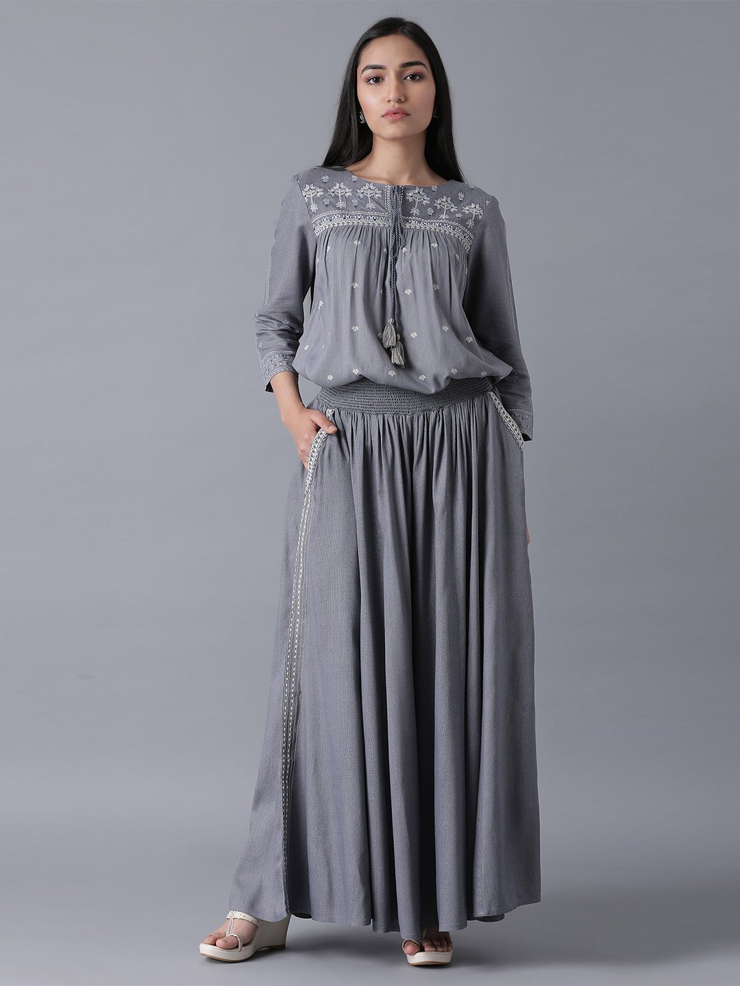 

W Blue Women Grey Embroidered Co-Ords