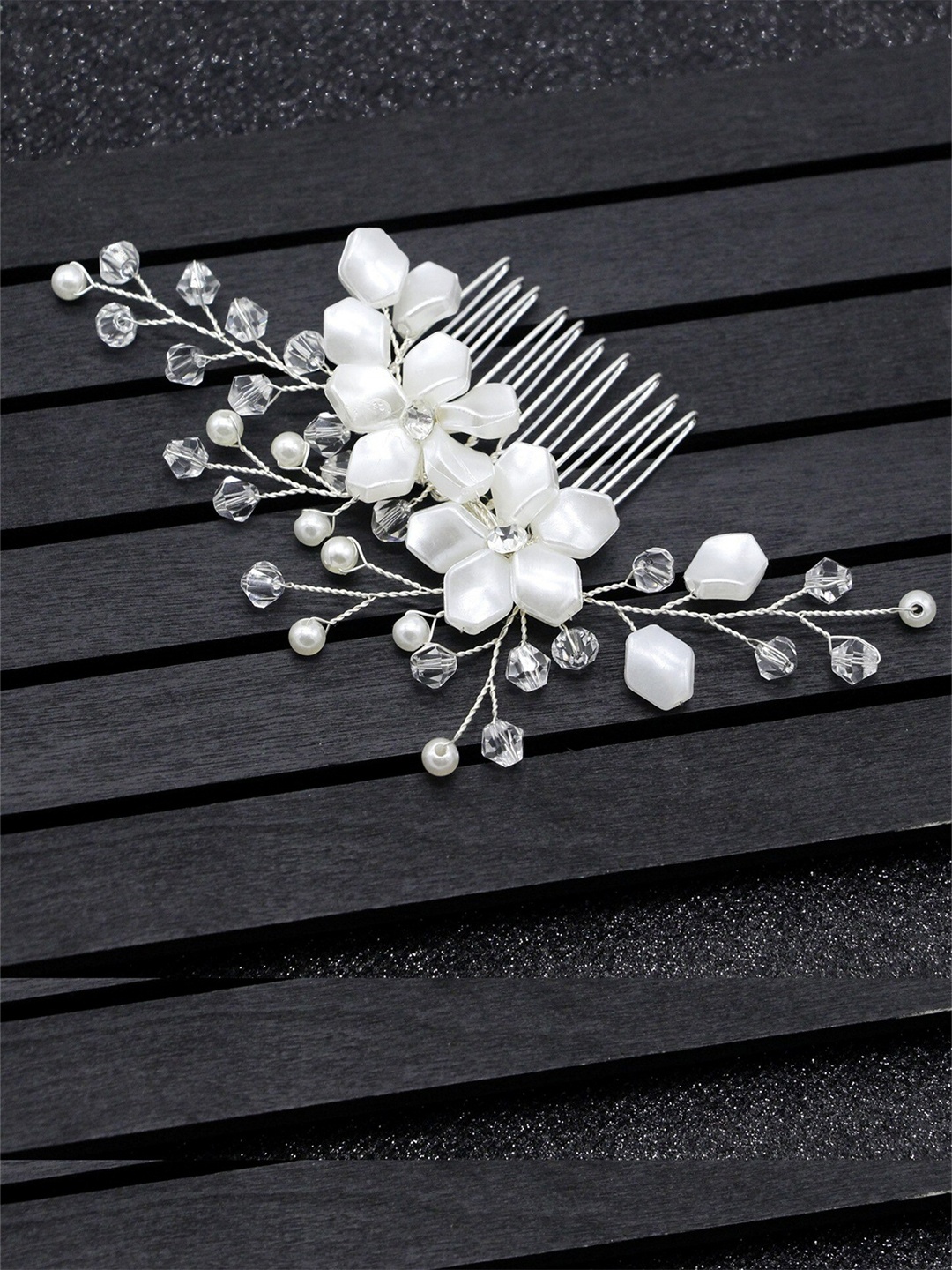 

EL REGALO Women Silver-Toned & White Embellished Comb Pin