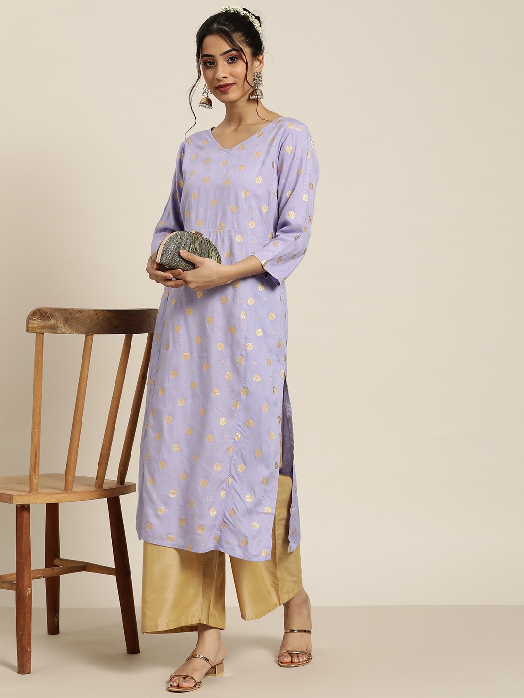 

Sangria Women Lavender & Gold Geometric Printed Straight Kurta