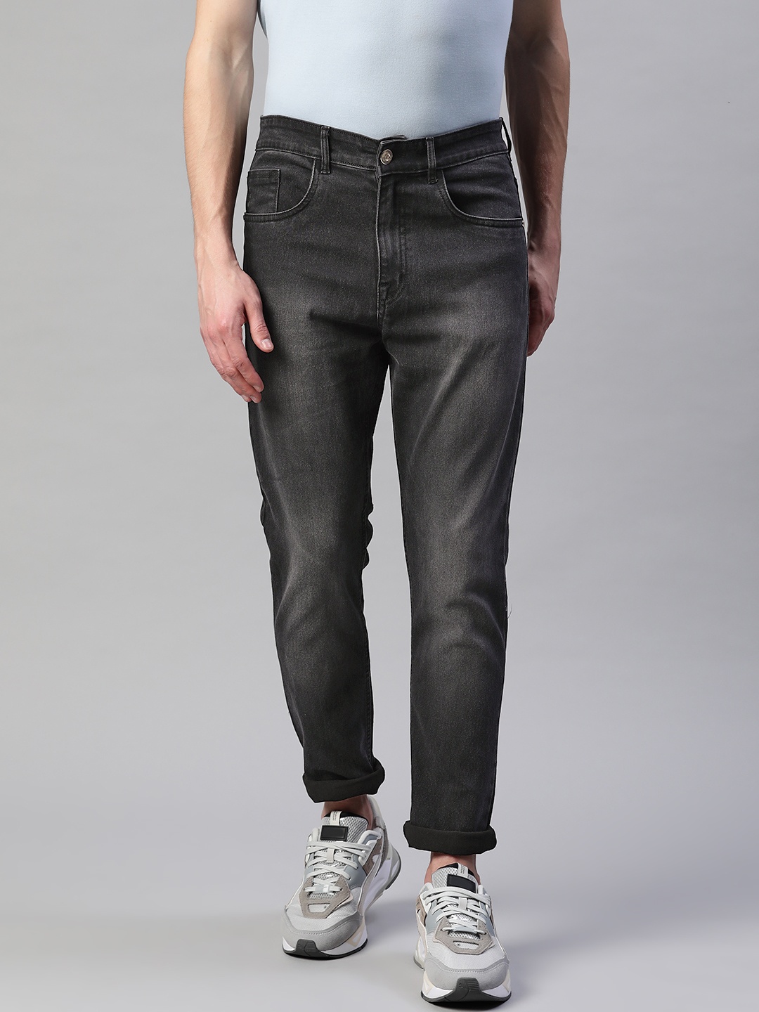 

Hubberholme Men Charcoal Black Slim Fit Light Fade Stretchable Jeans