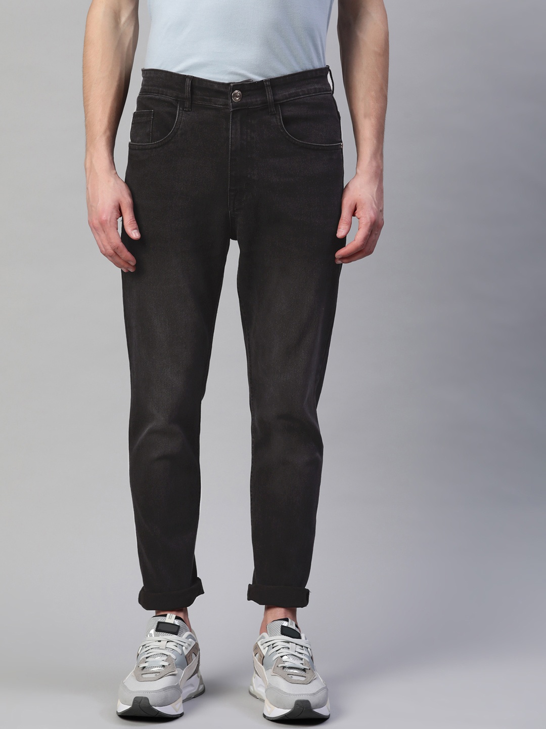 

Hubberholme Men Black Slim Fit Light Fade Stretchable Jeans