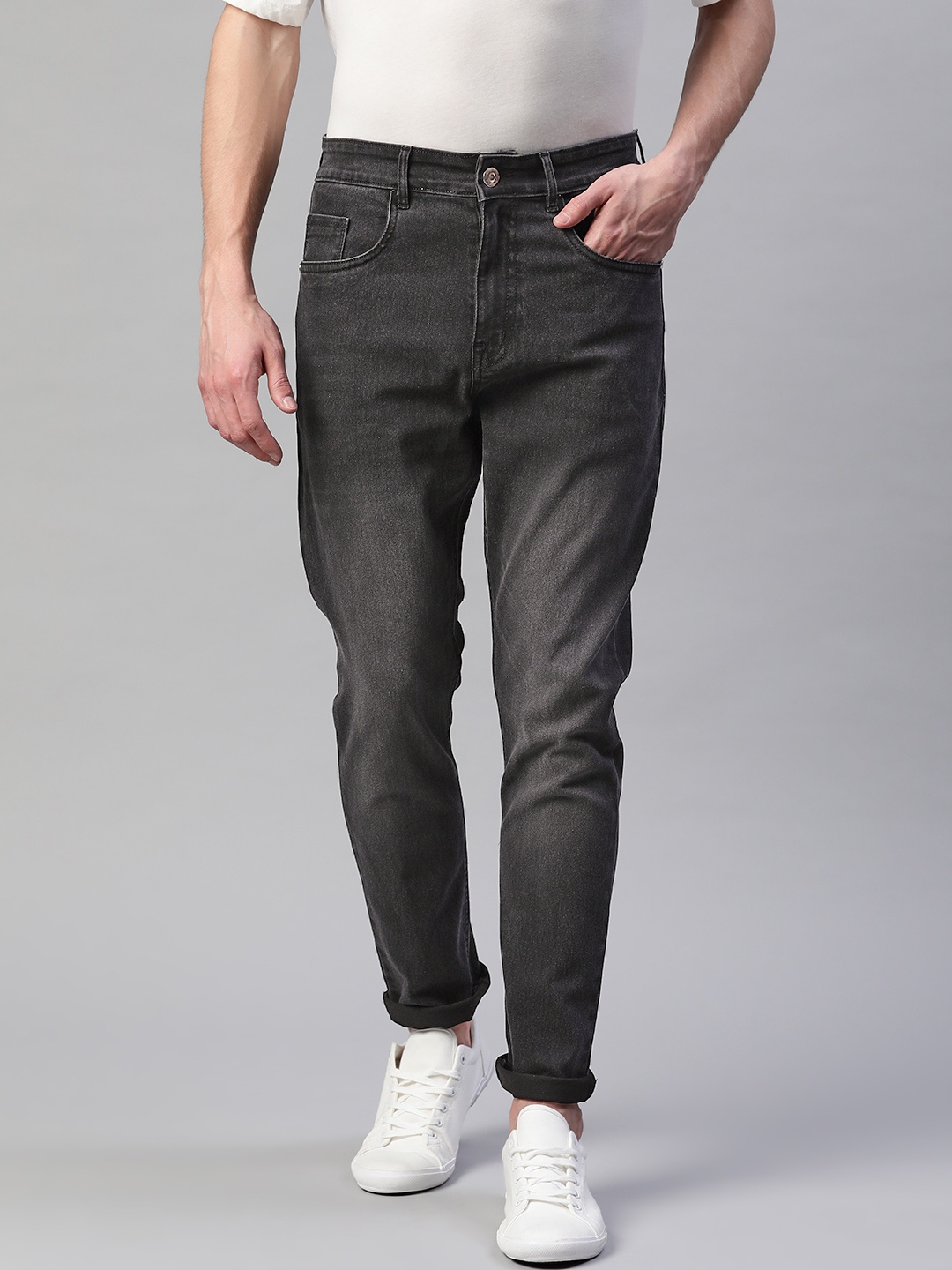 

Hubberholme Men Black Slim Fit Light Fade Stretchable Jeans