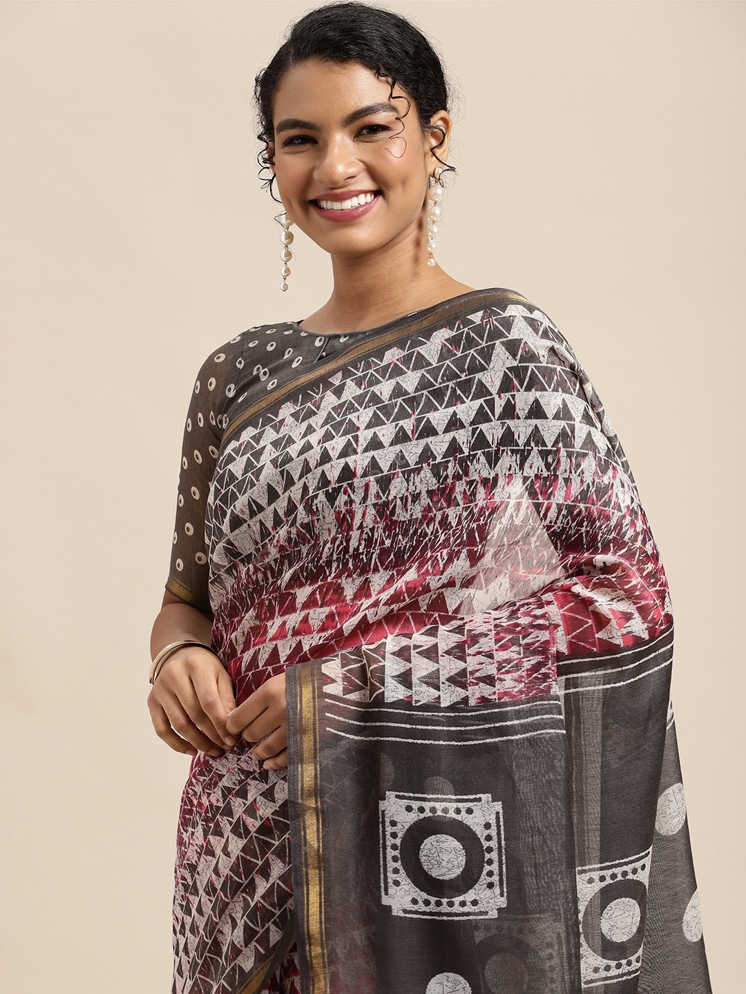 

KALINI Taupe & Pink Geometric Printed Saree
