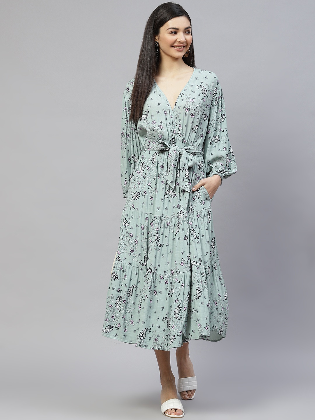 

Marks & Spencer Green & Black Floral A-Line Midi Dress