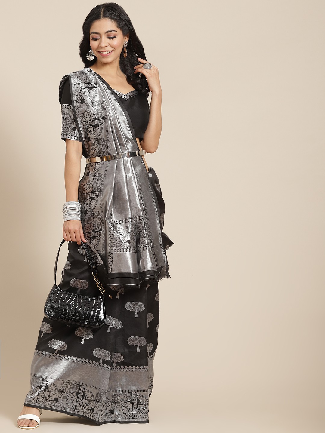 

RAJGRANTH Black & Silver Zari Woven Design Silk Cotton Banarasi Saree