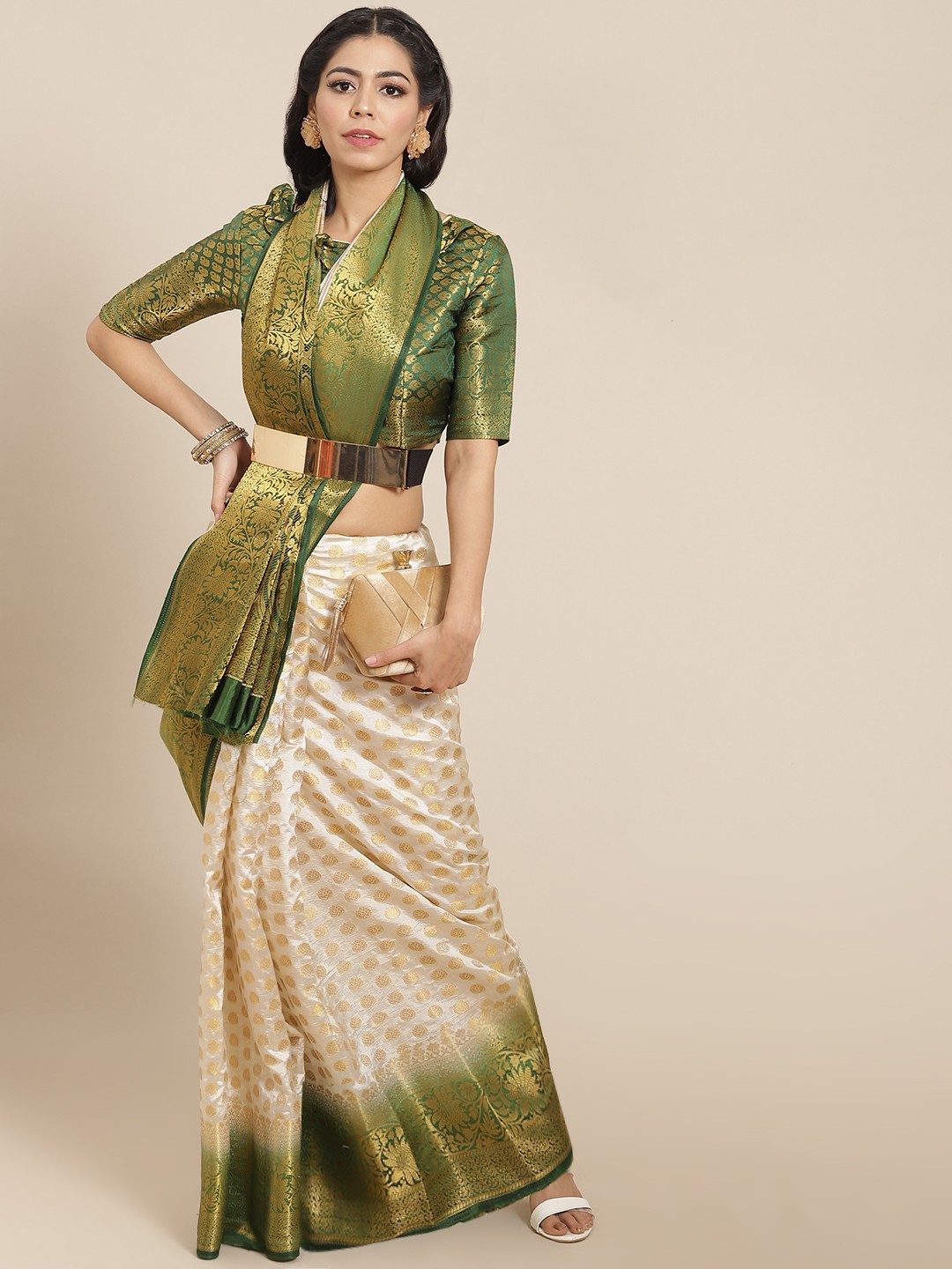 

RAJGRANTH Women White & Green Woven Design Zari Silk Cotton Banarasi Saree