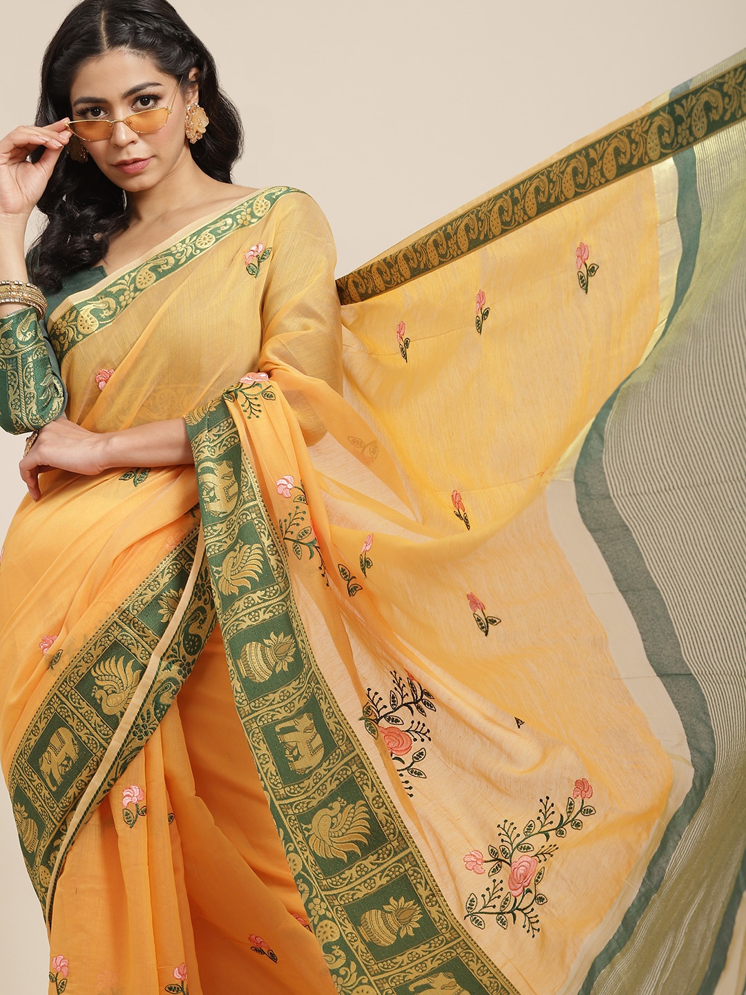 

RAJGRANTH Women Yellow & Green Floral Embroidered Saree