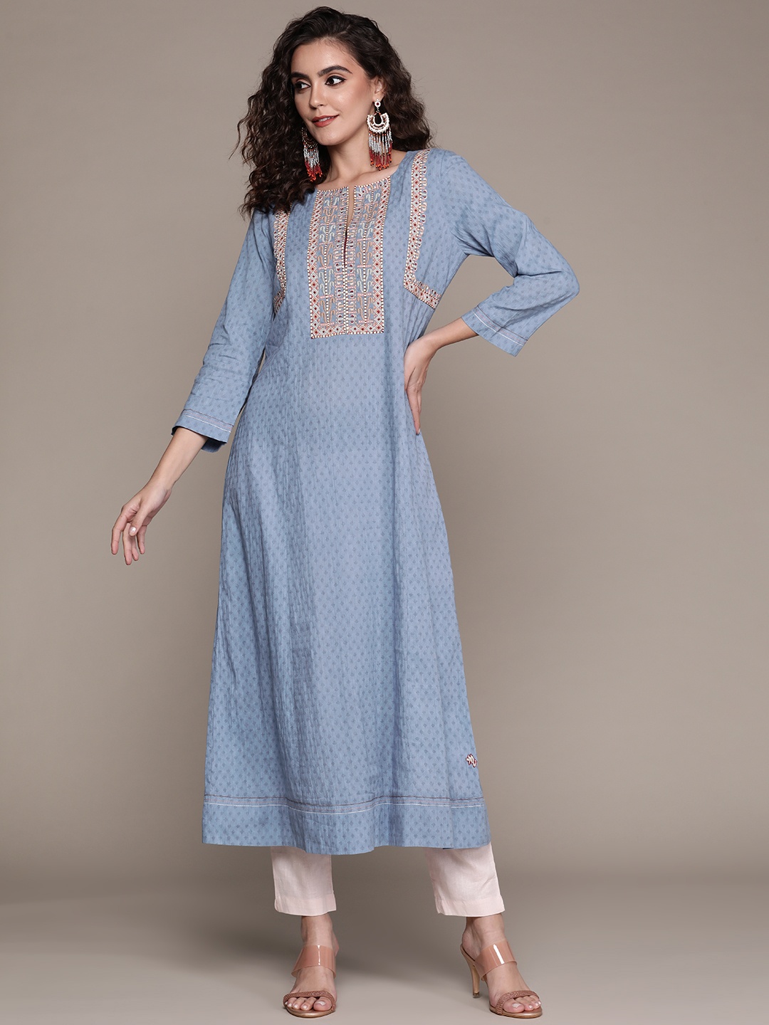 

Ritu Kumar Women Blue Ethnic Motifs Printed Kurta