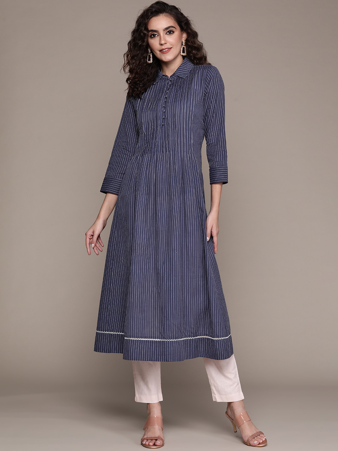 

Ritu Kumar Women Blue Printed Kurta