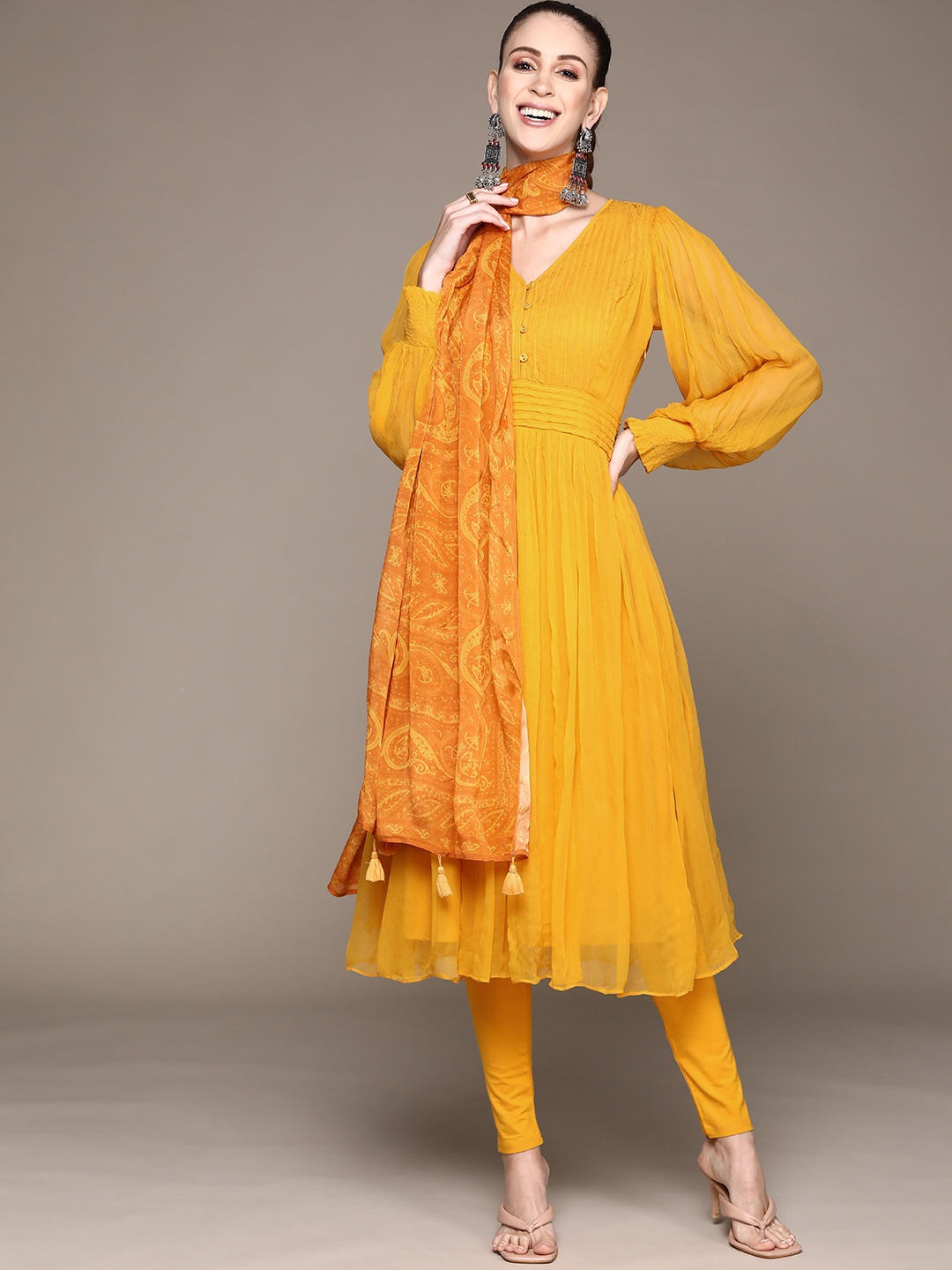 

Ritu Kumar Women Yellow Empire Kurta With Dupatta