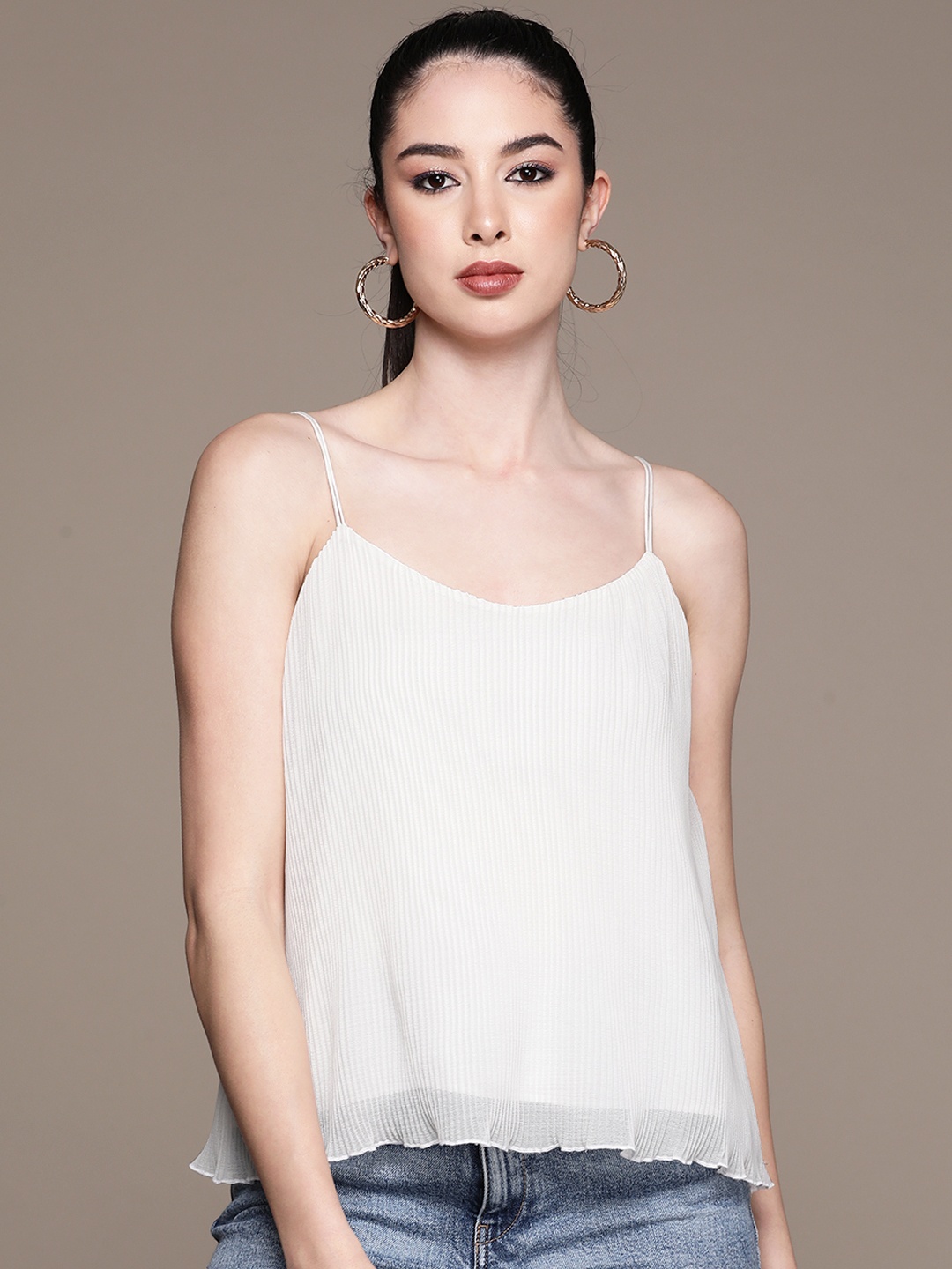 

Label Ritu Kumar White Solid Shoulder Straps Neck Seersucker Tank Chiffon A-Line Top