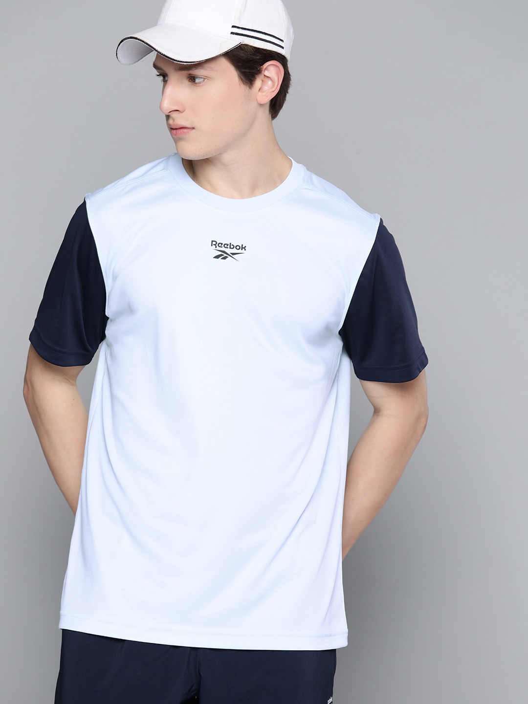 

Reebok Men Blue Vector Solid Sustainable Speedwick Training T-shirt