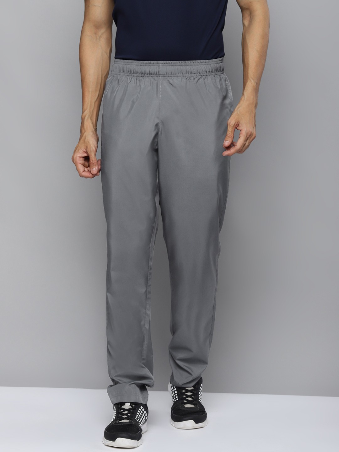 

Reebok Men Charcoal Grey Training Essentials Woven Ultralite Track Pants
