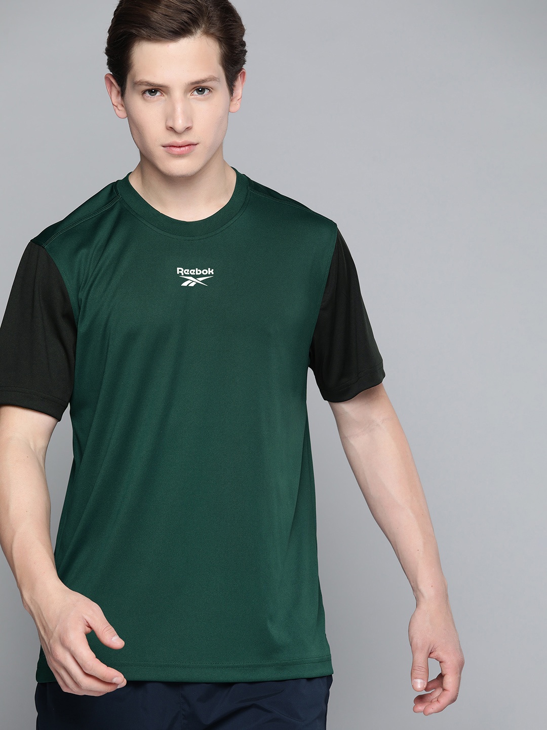

Reebok Men Green Vector Training Sustainable Speedwick T-shirt