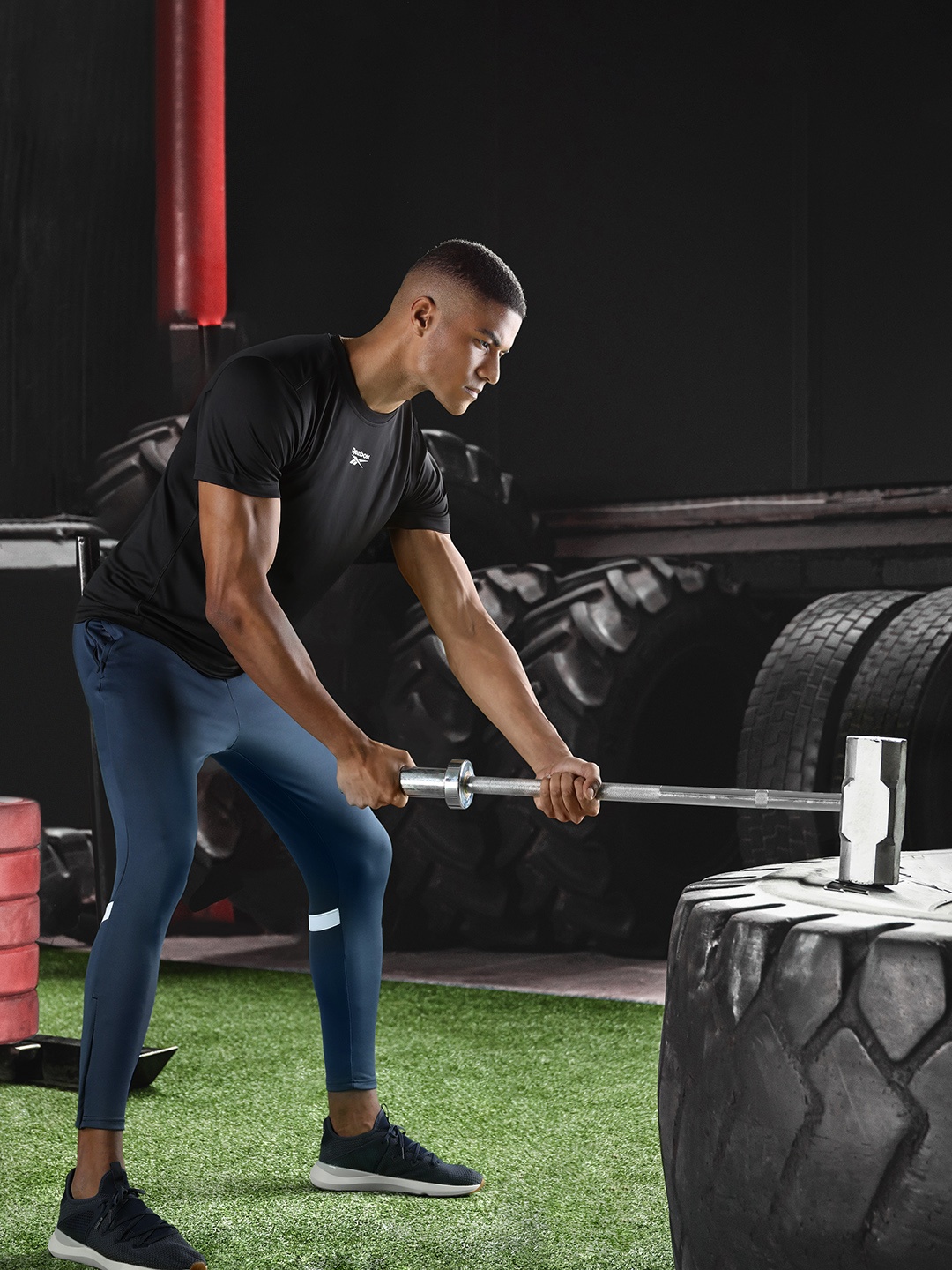 

Reebok Men Black Speedwick Technology Training or Gym T-shirt