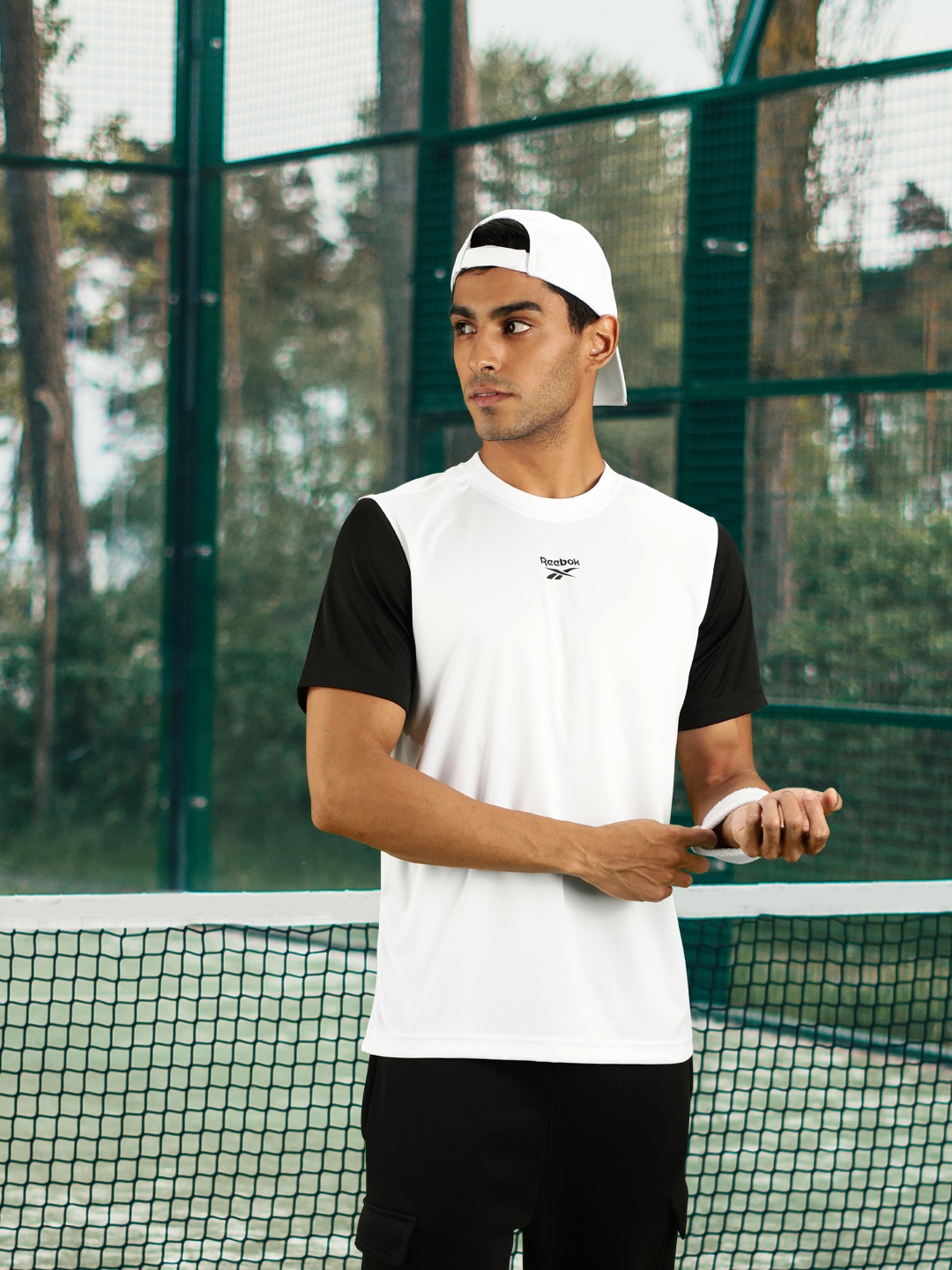 

Reebok Men White Vector Training Sustainable Speedwick T-shirt