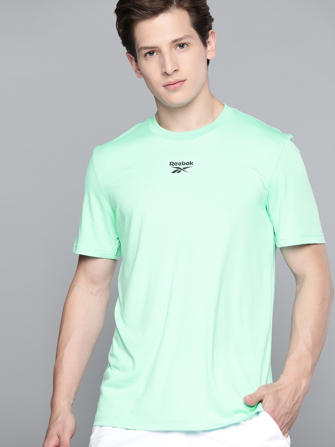 

Reebok Men Sea Green CT Solid Speedwick Training T-shirt