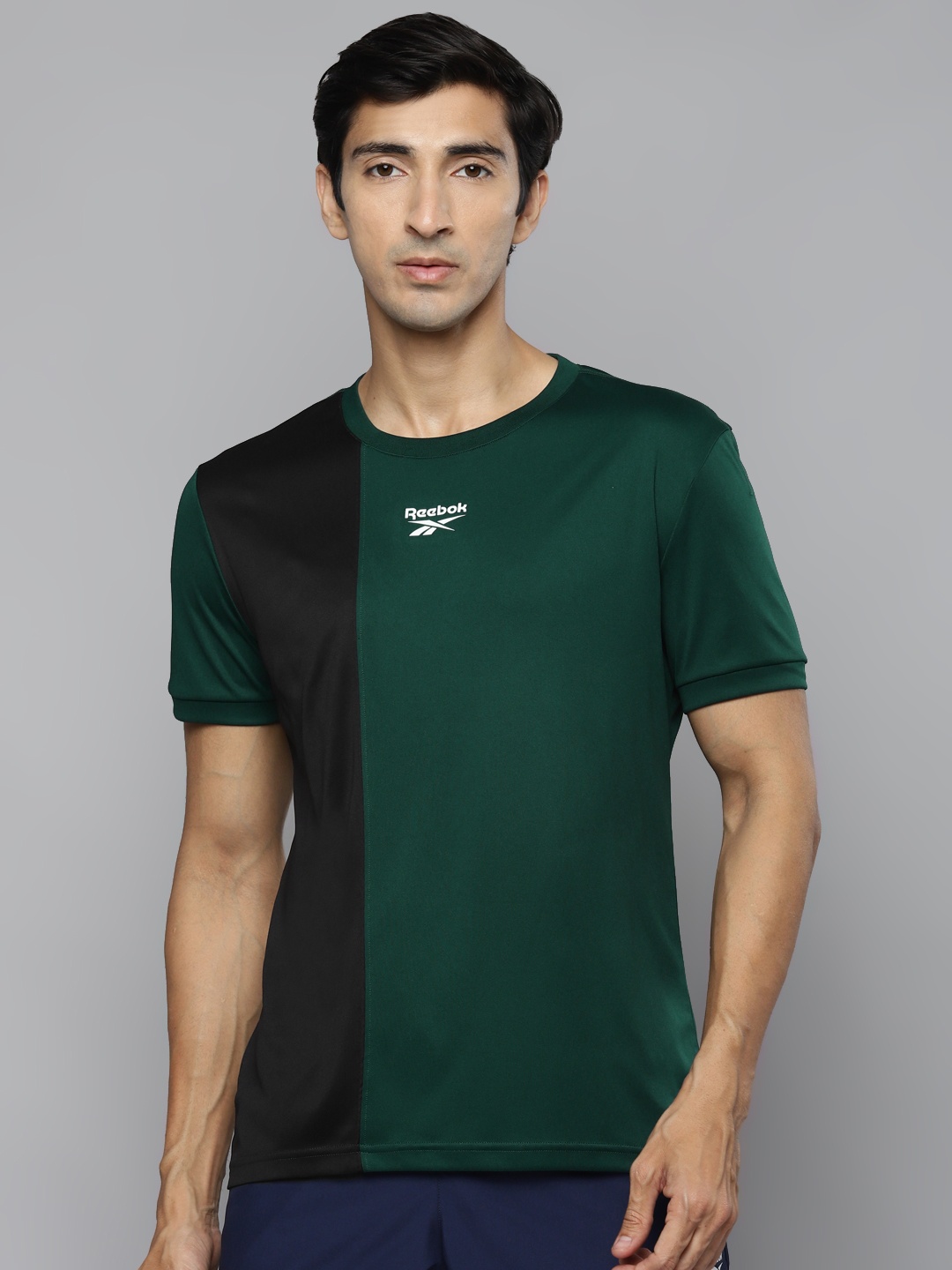 

Reebok Men Green & Black Structure Colourblocked Training T-shirt