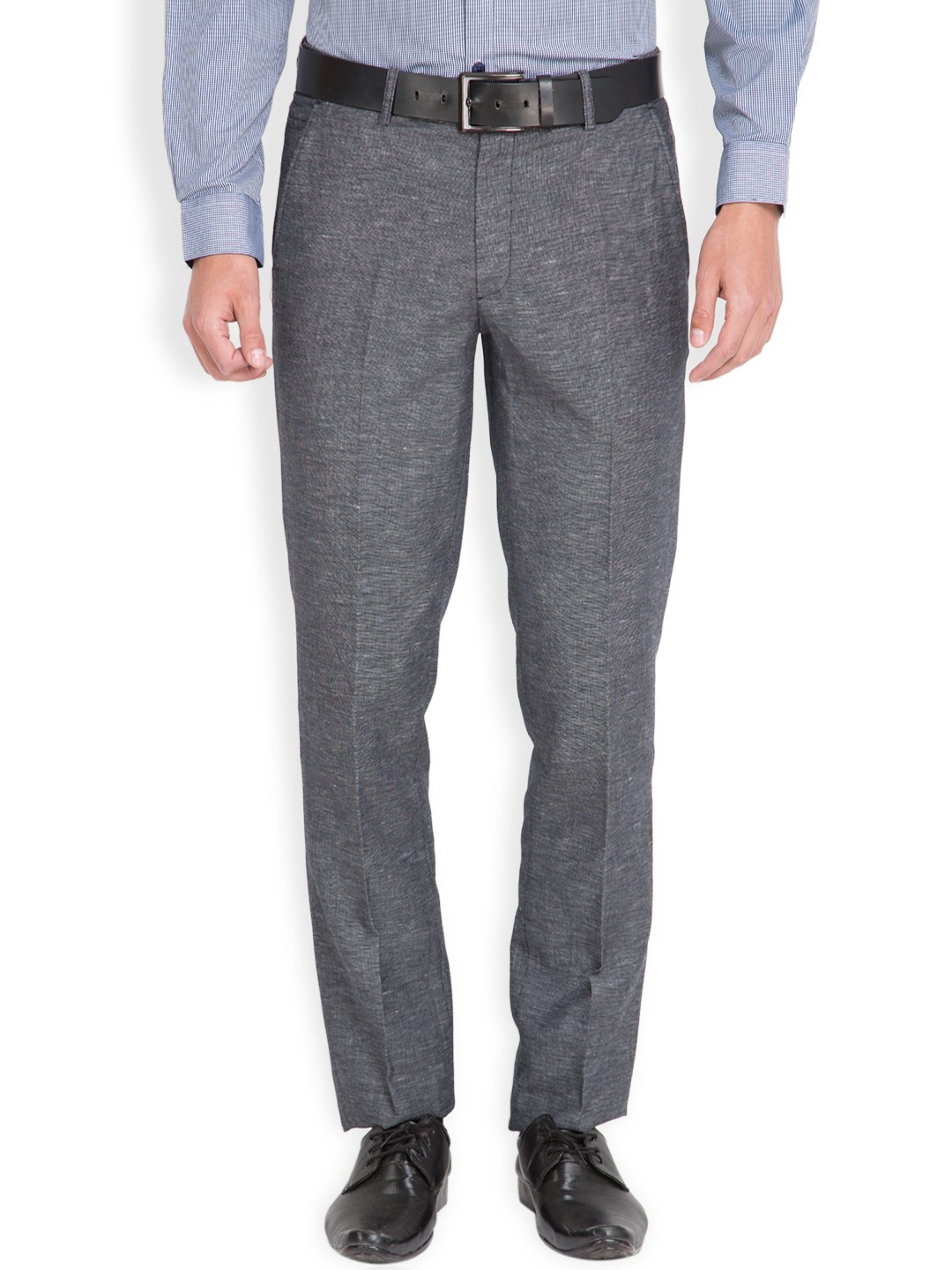 

Black coffee Men Grey Solid Flat-Front Trousers