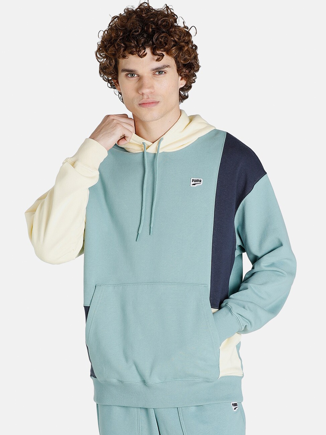 

Puma Men Blue Downtown Colourblocked Downtown Hooded Sweatshirt
