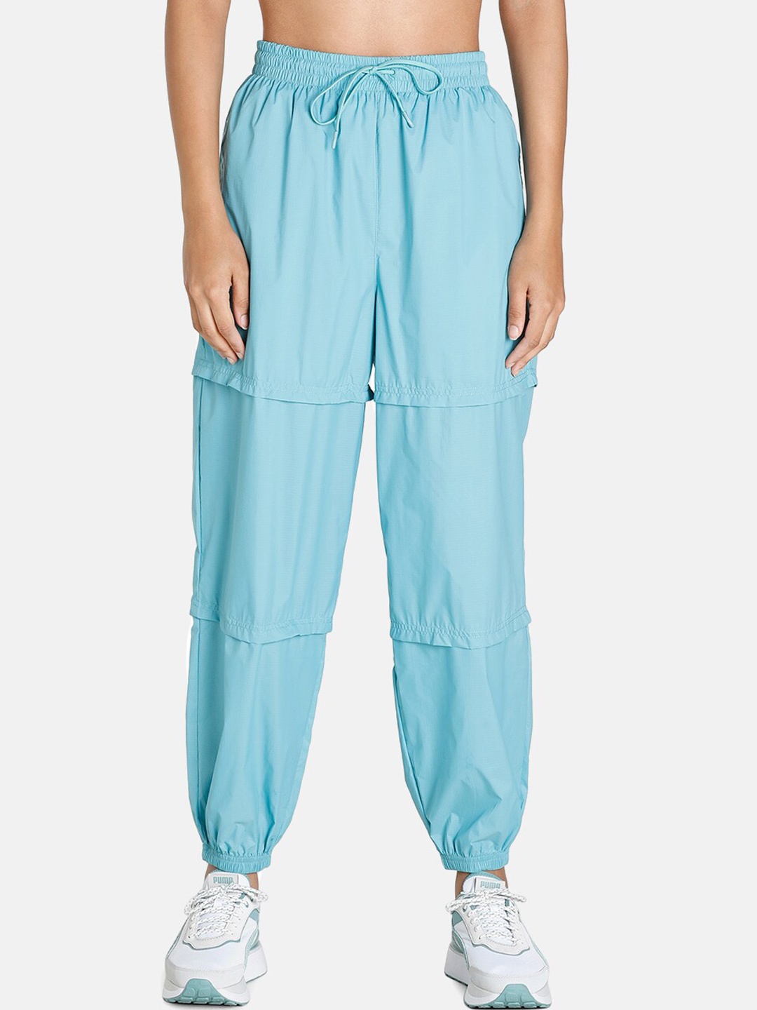 

Puma Woman Blue Crystal Galaxy Woven Pants
