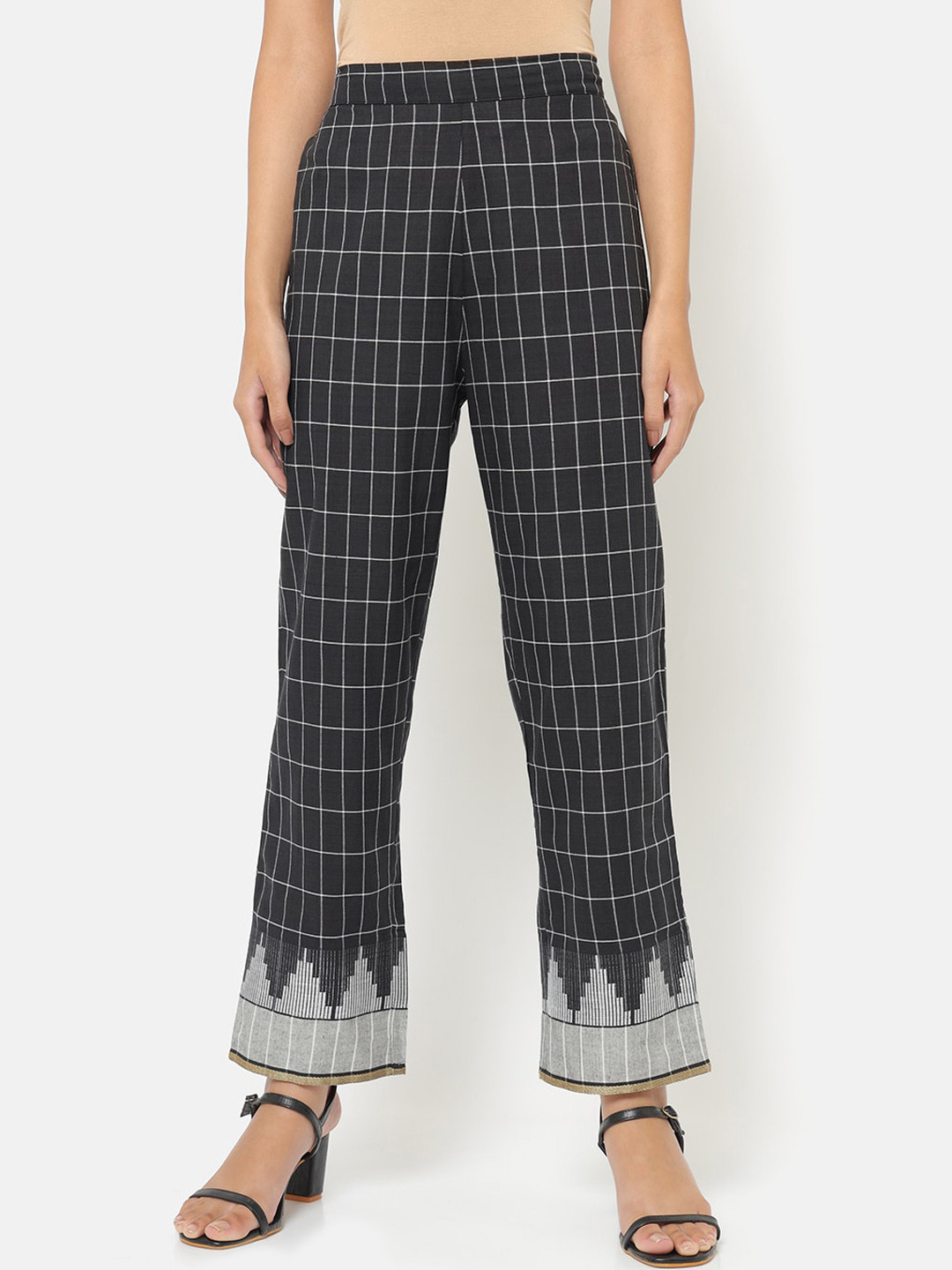 

Saaki Women Black Checked Tapered Fit Cotton Trousers