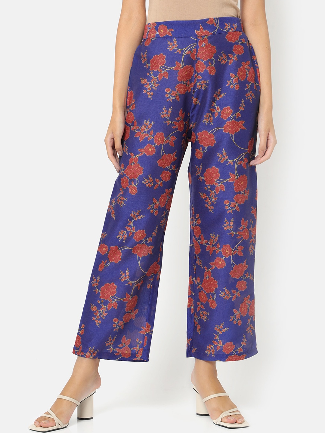 

Saaki Women Blue Floral Printed Straight Fit Trousers