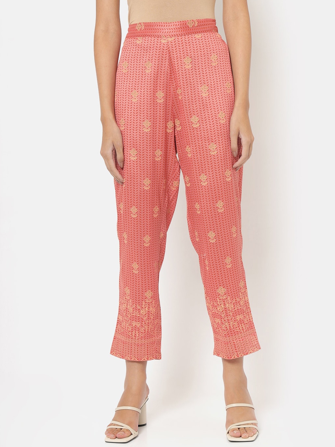 

Saaki Women Pink Ethnic Motifs Printed Tapered Fit Trousers