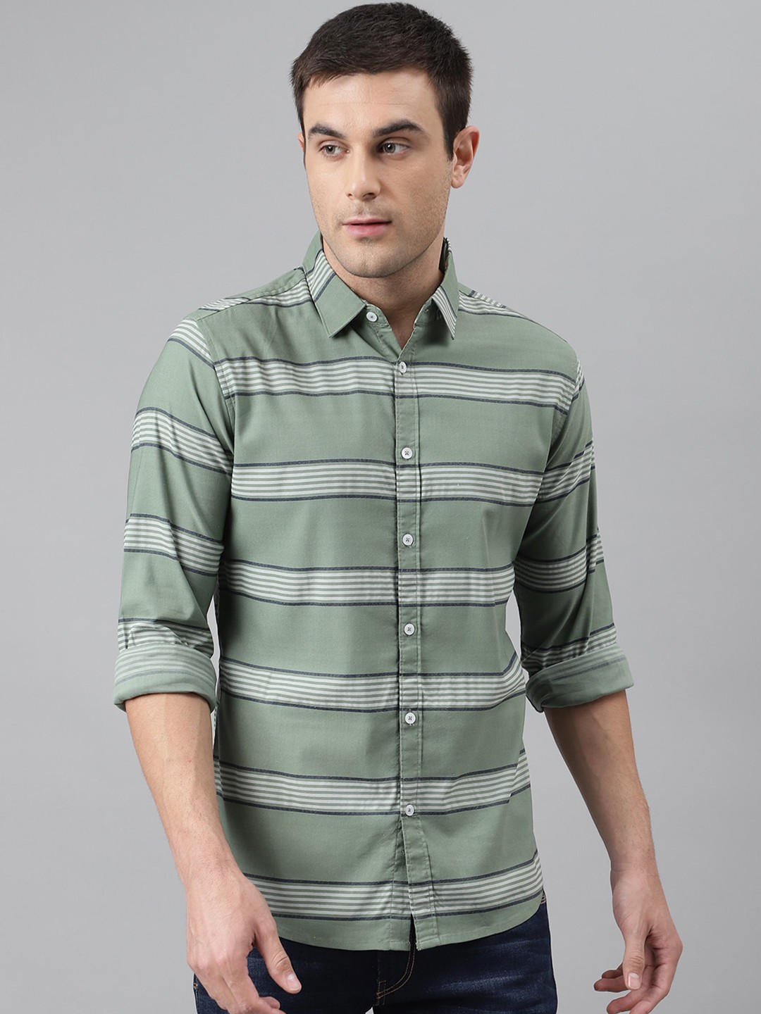 

Dennis Lingo Men Green Comfort Slim Fit Striped Pure Cotton Casual Shirt