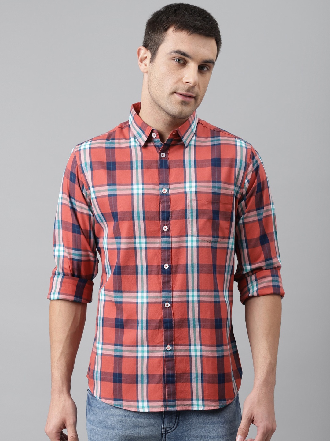 

Dennis Lingo Men Red & Blue Comfort Slim Fit Checked Pure Cotton Casual Shirt
