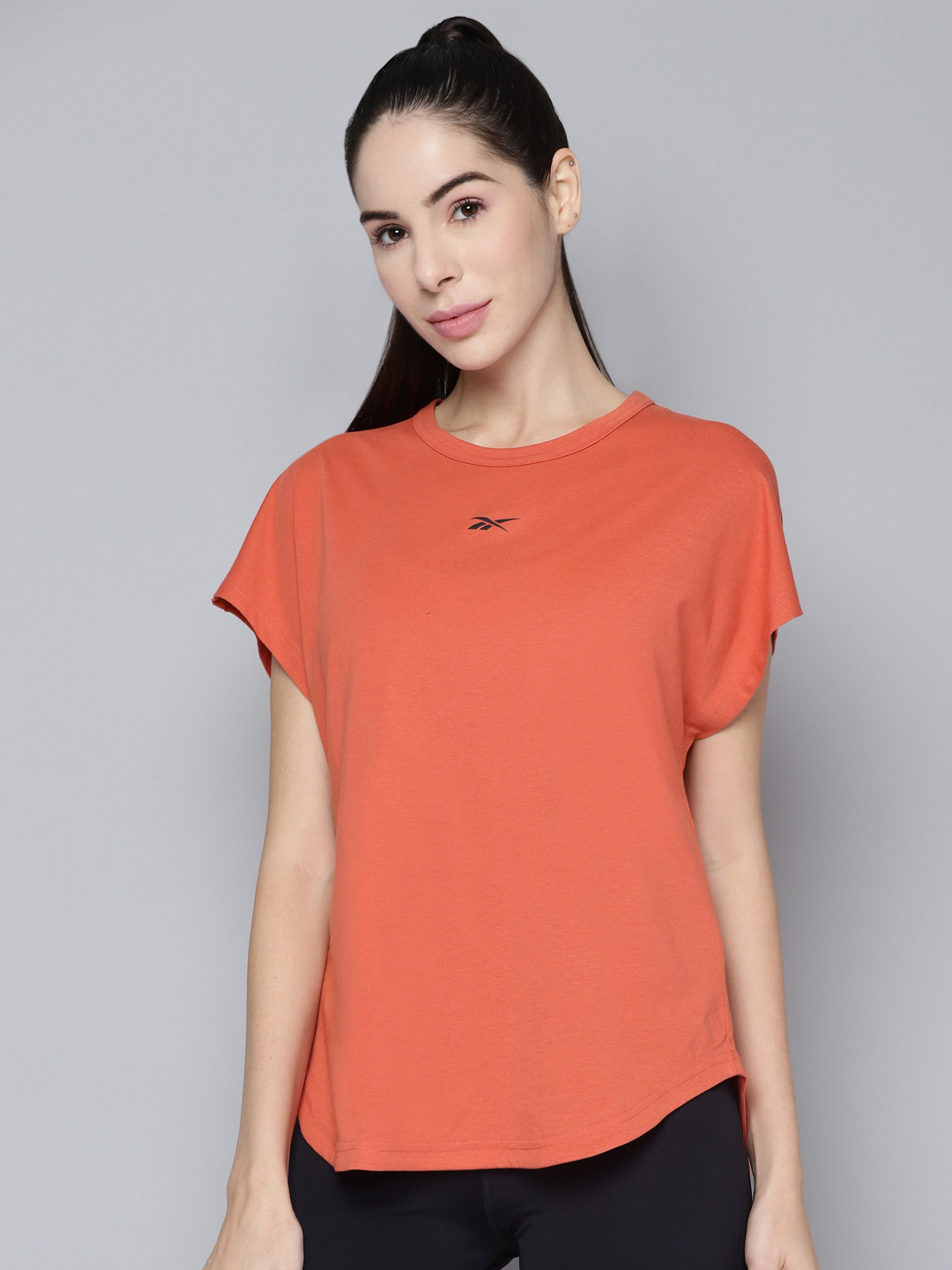 

Reebok Women Coral Solid Tech Style ActiveChill Dreamblend Training T-shirt